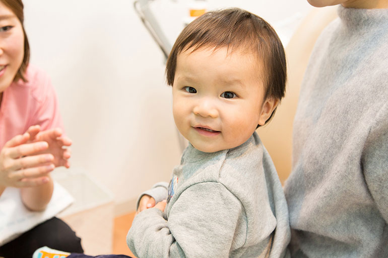 「歯医者嫌い」のお子様に、積極的に治療を受けて頂くために